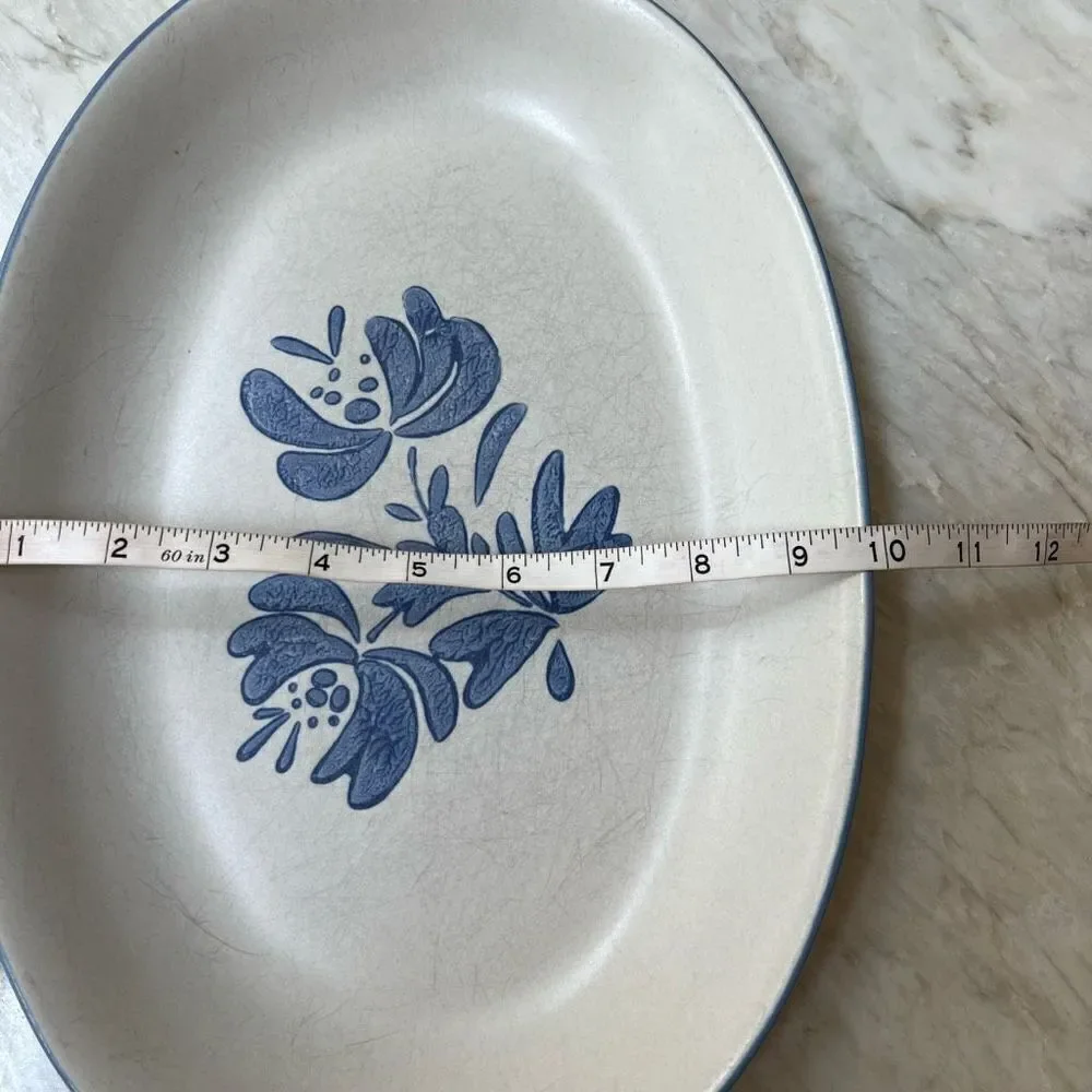 Pfaltzgraff Yorktowne Vintage Oval Serving Platter Plate Tray Made in USA